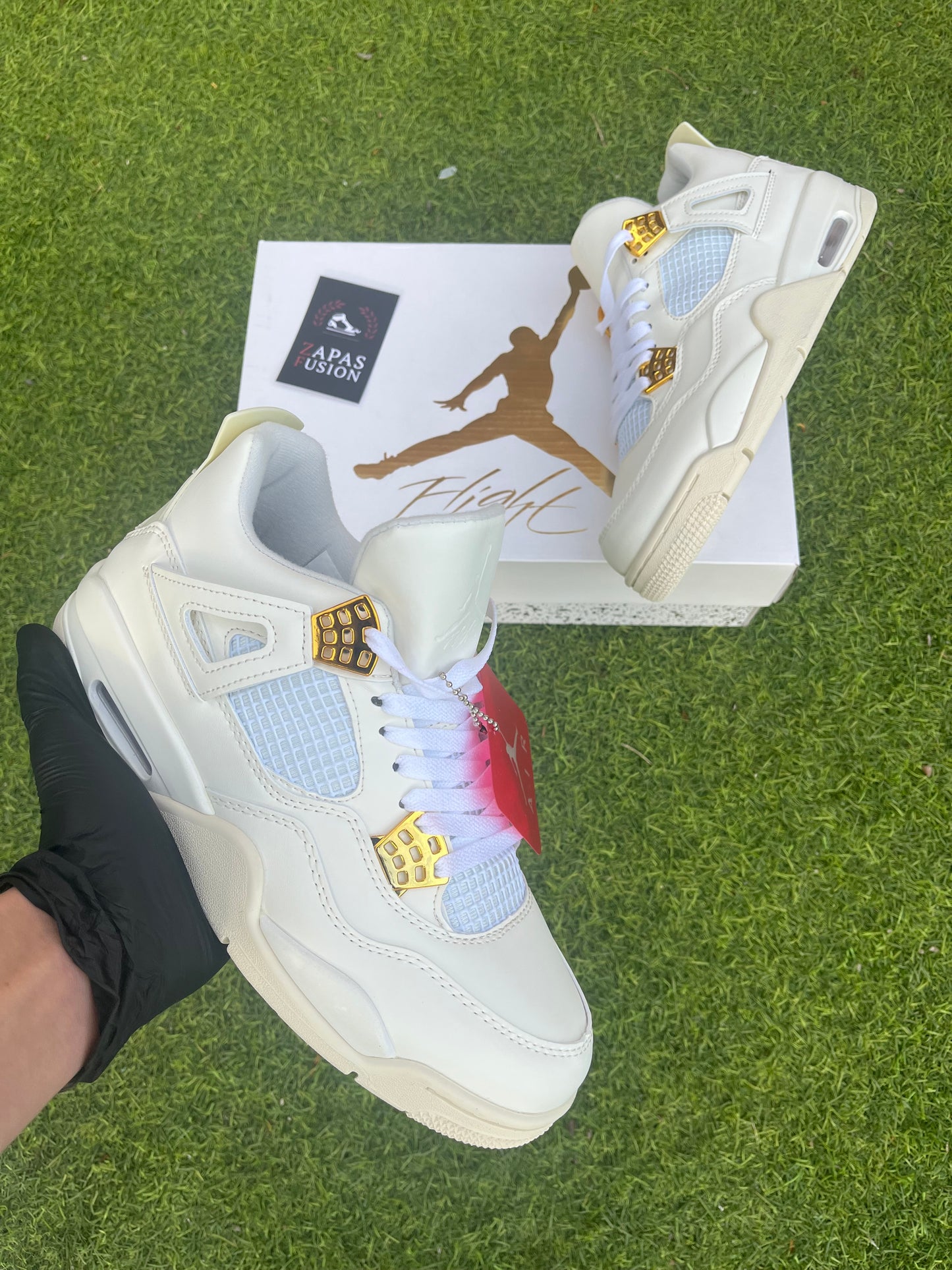 Jordan 4 Metallic Gold