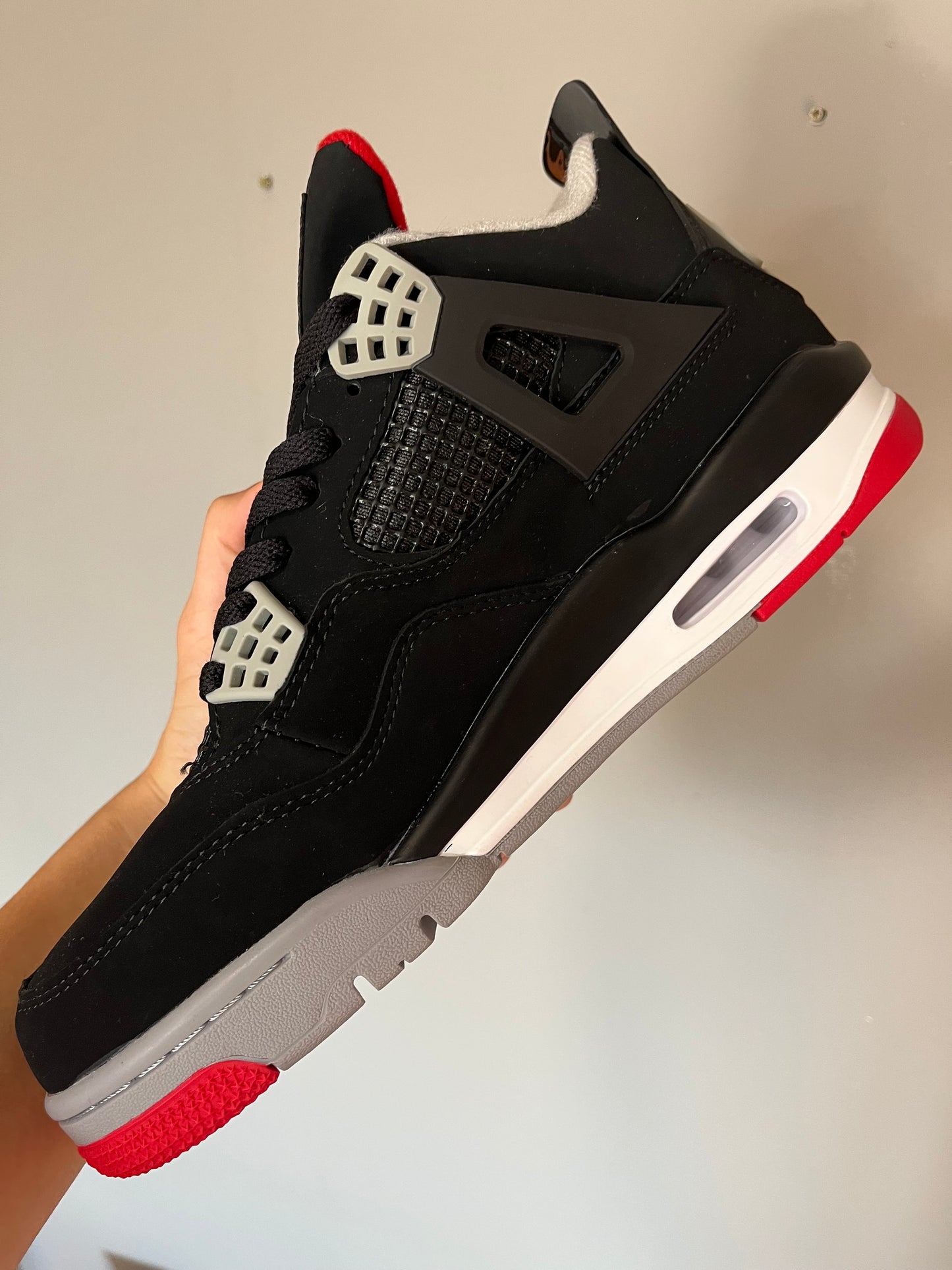 Jordan 4 Bred