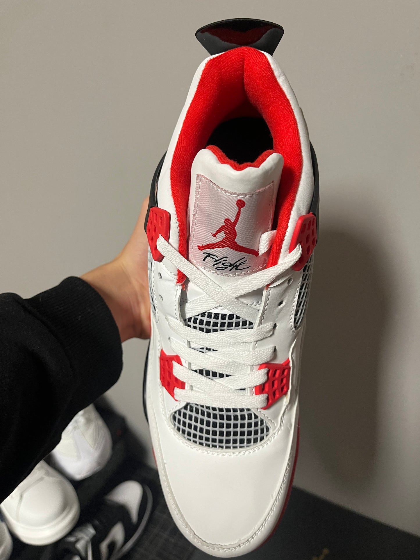 Jordan 4 Fire Red