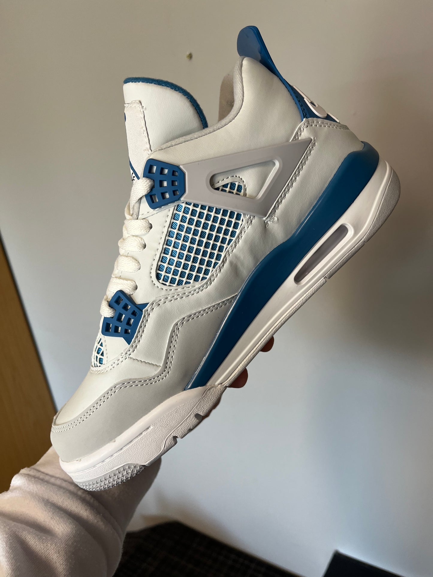 Jordan 4 Military Blue