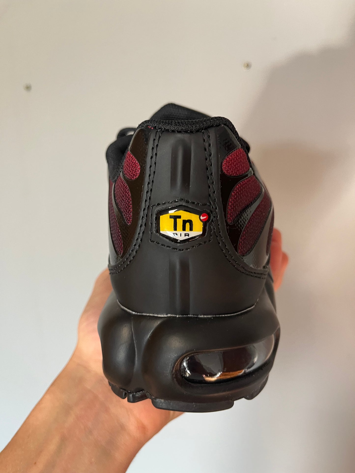 Nike TN Fire