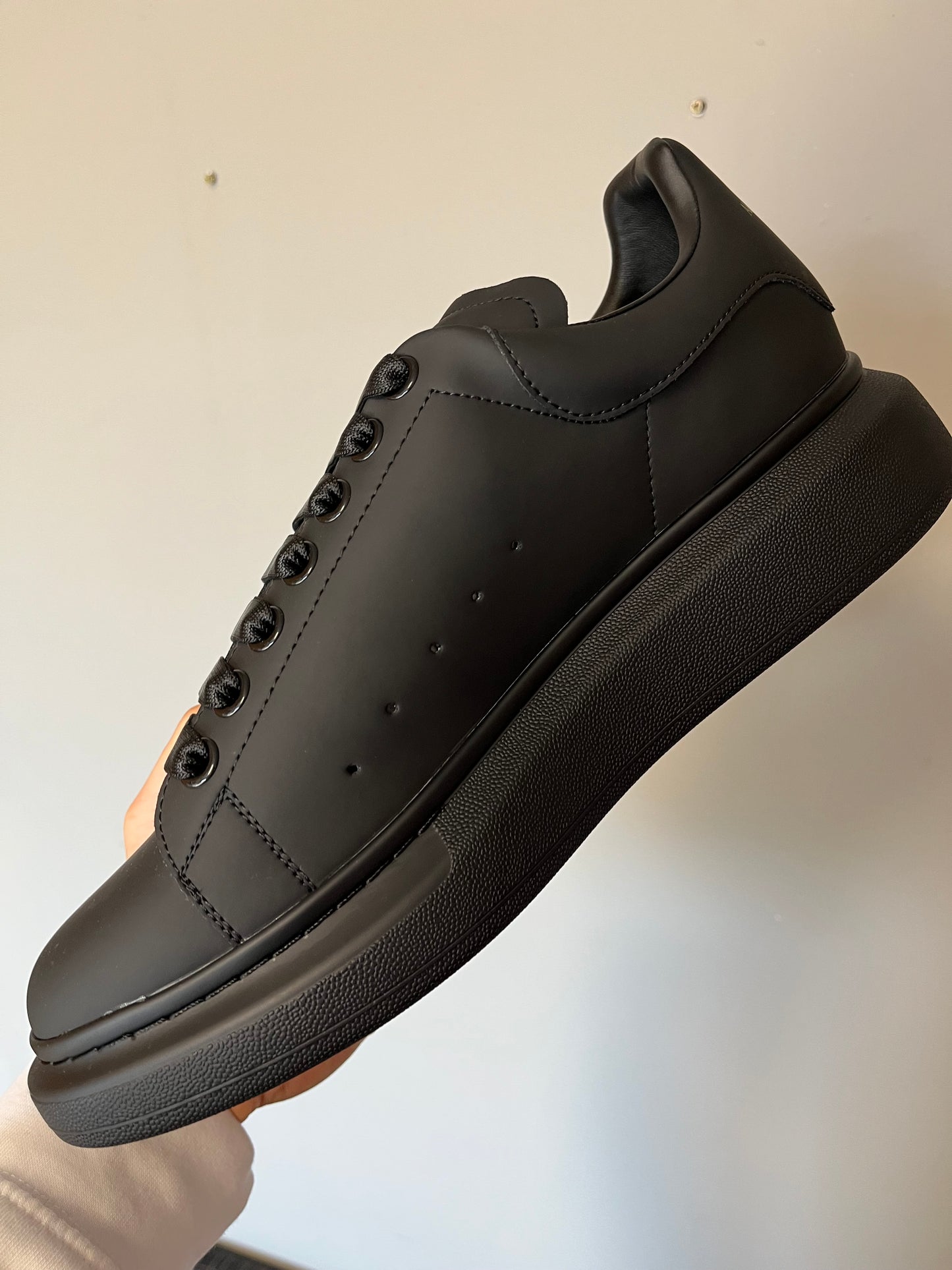Alexander McQueen Negras