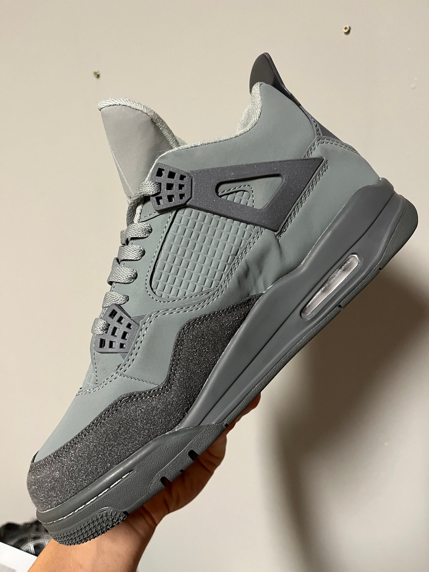 Jordan 4 Paris